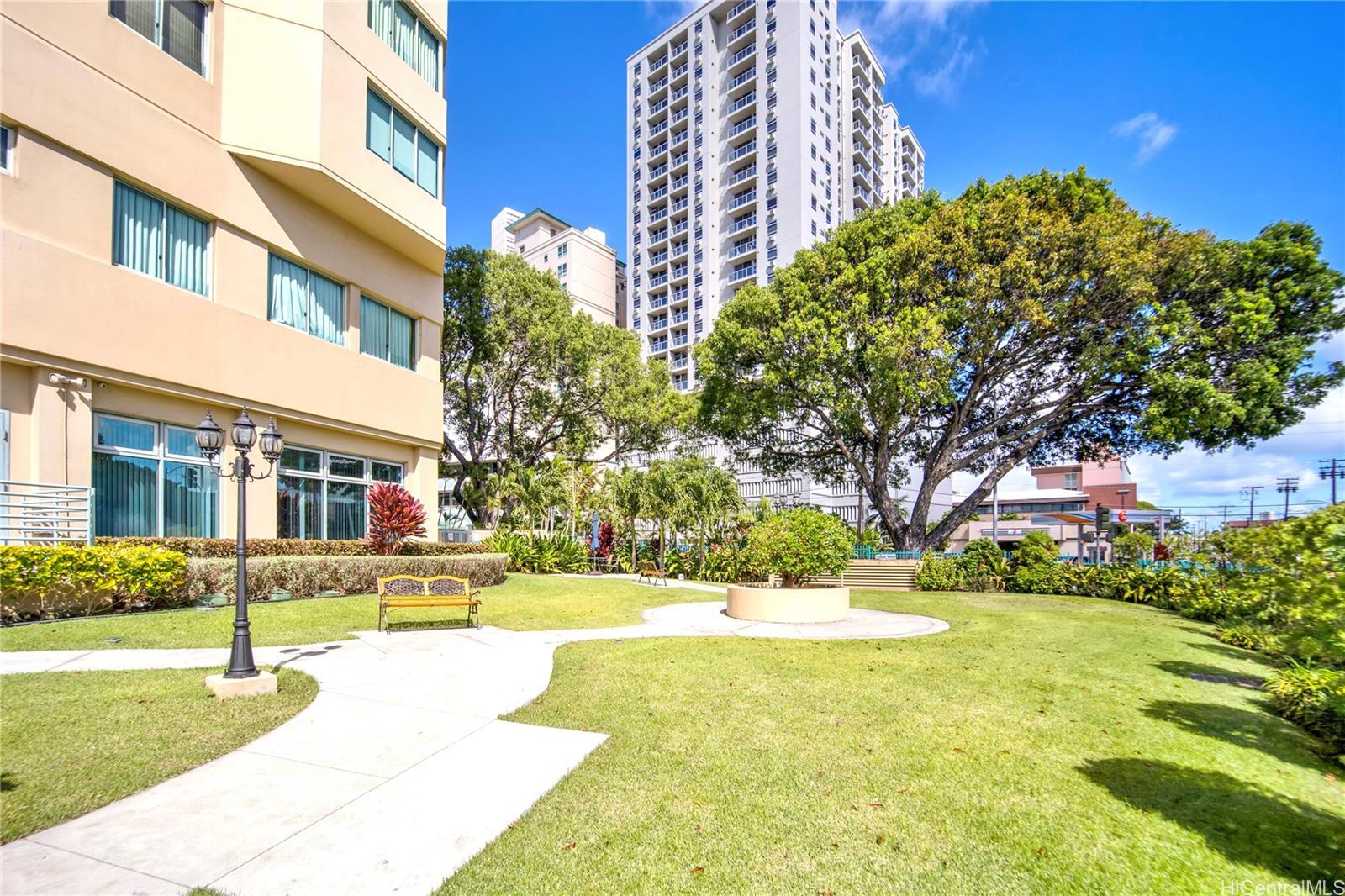 1314 Kalakaua Avenue #408, Honolulu, HI 96826