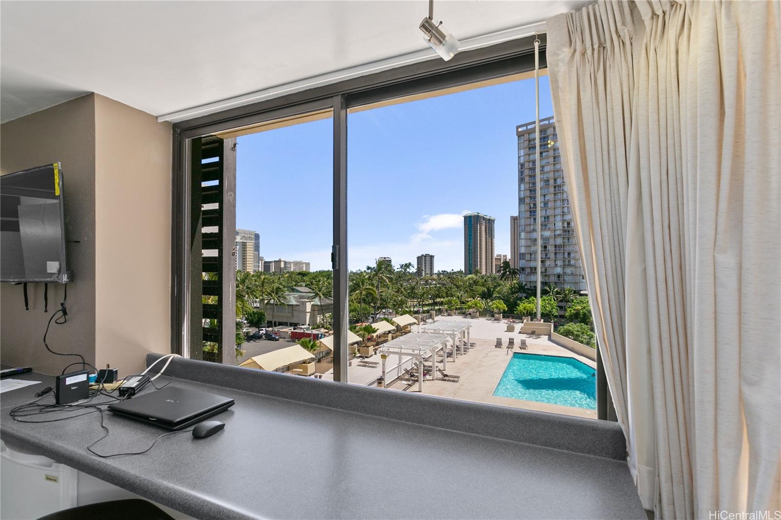 444 Niu Street #903, Honolulu, HI 96815