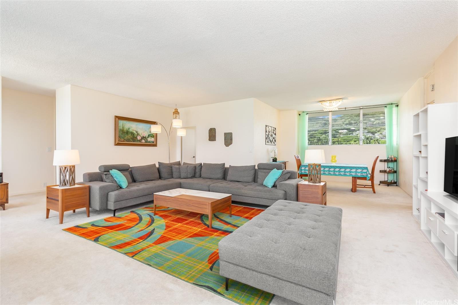 1722 Makiki Street #702, Honolulu, HI 96822