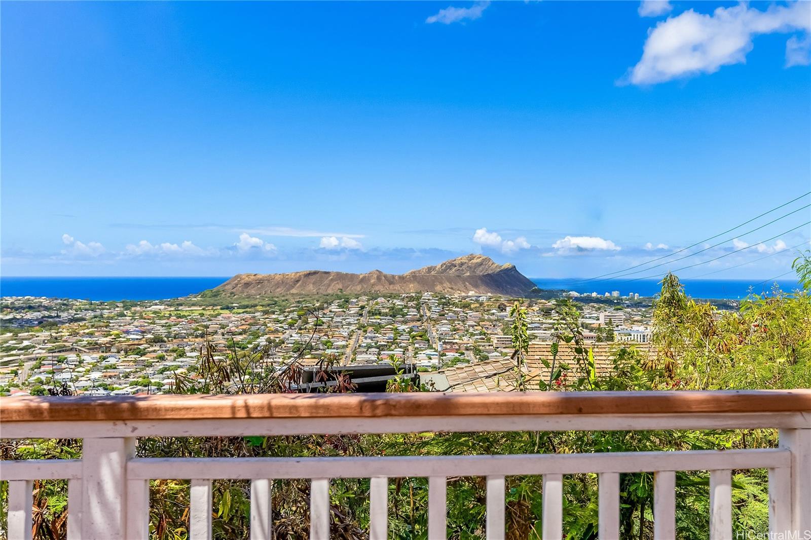 1729 Iwi Way Honolulu, HI 96816