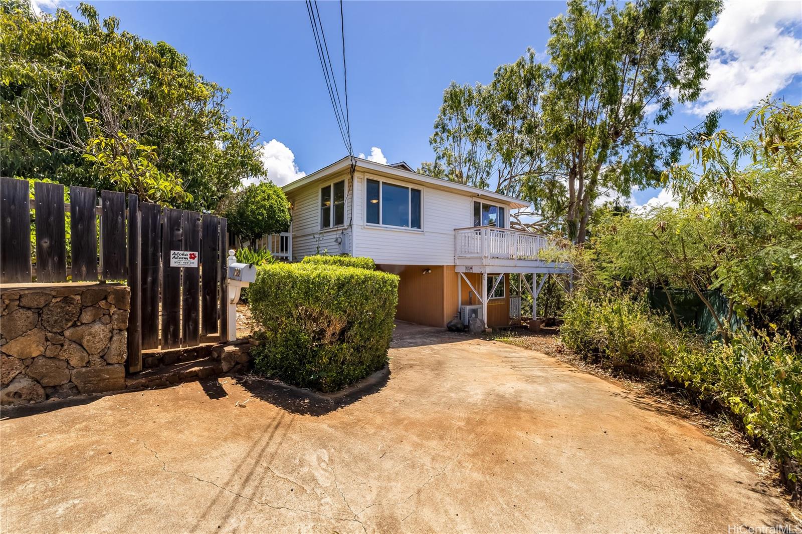 1729 Iwi Way Honolulu, HI 96816