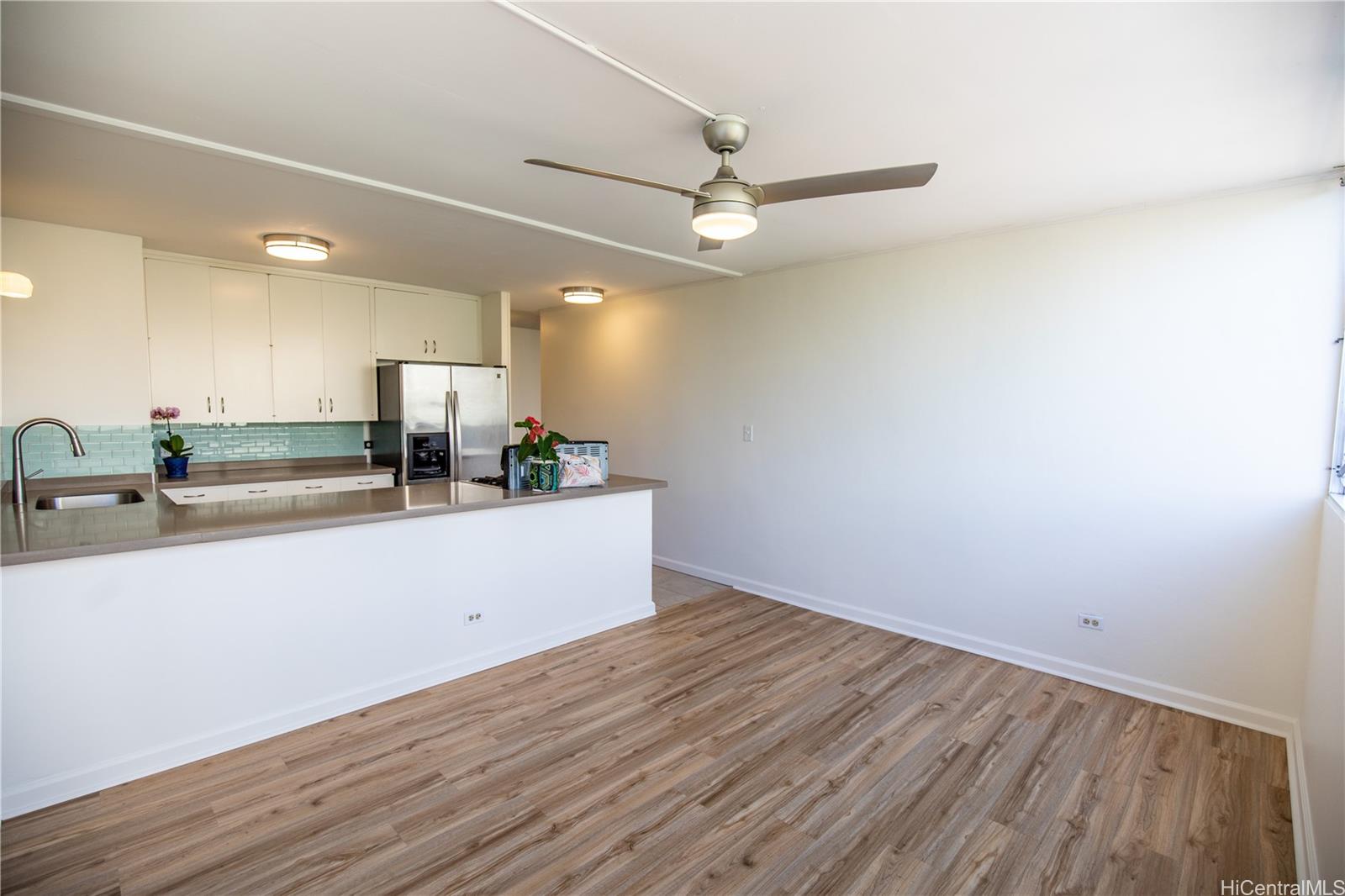 1722 Makiki Street #302, Honolulu, HI 96822