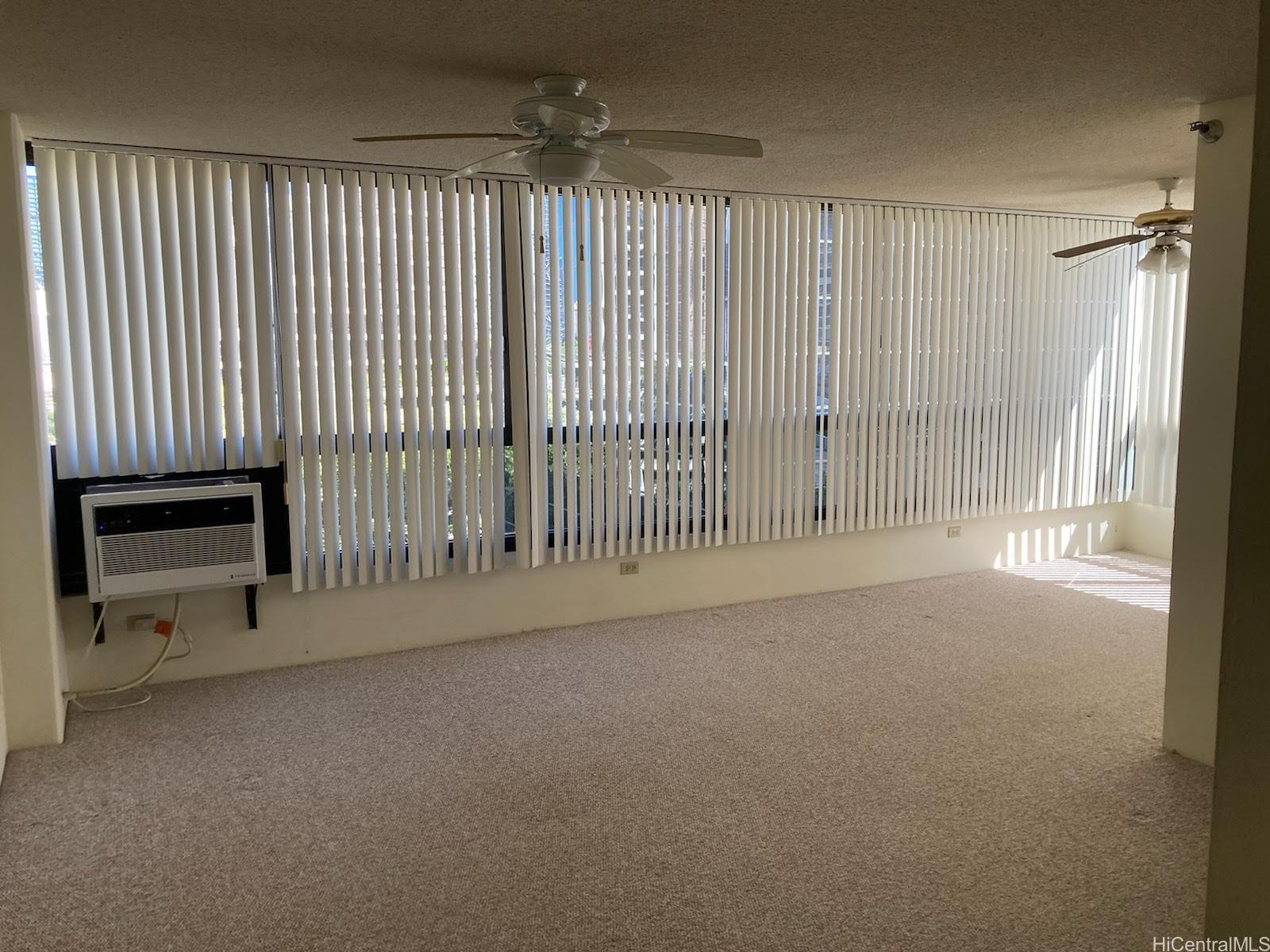 876 Curtis Street #804, Honolulu, HI 96813