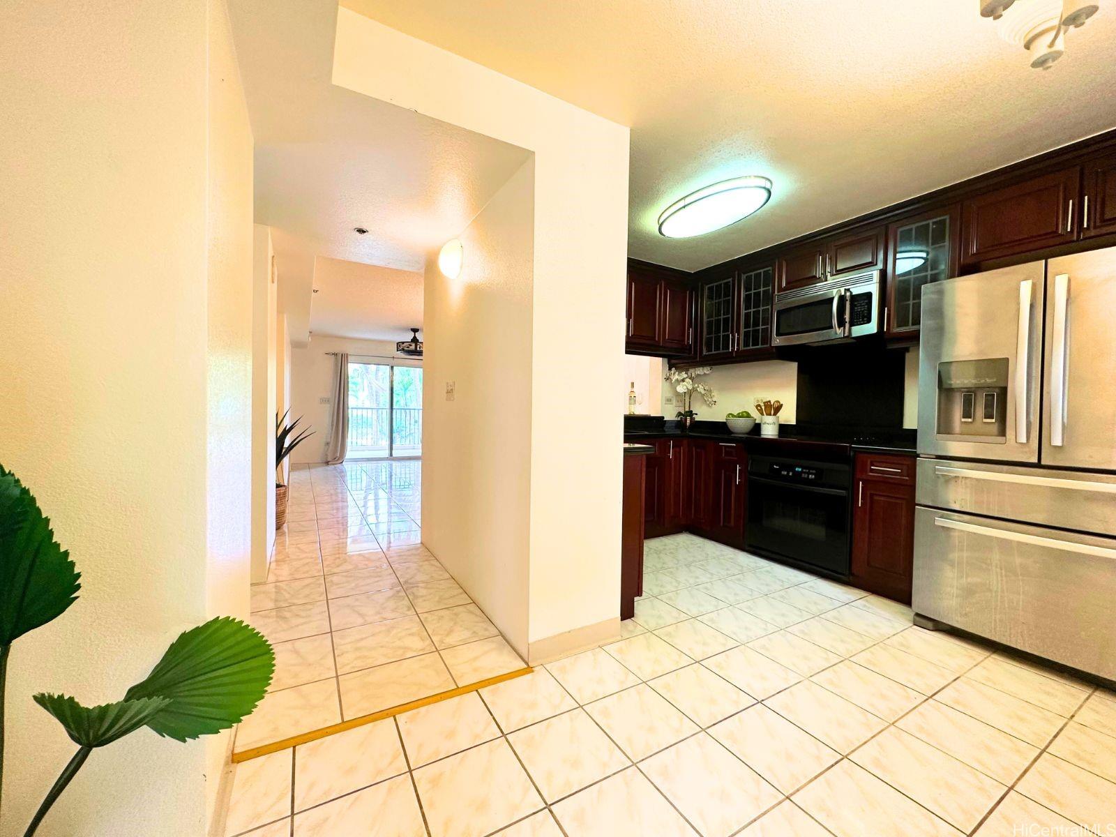 3075 Ala Poha Place #212, Honolulu, HI 96818