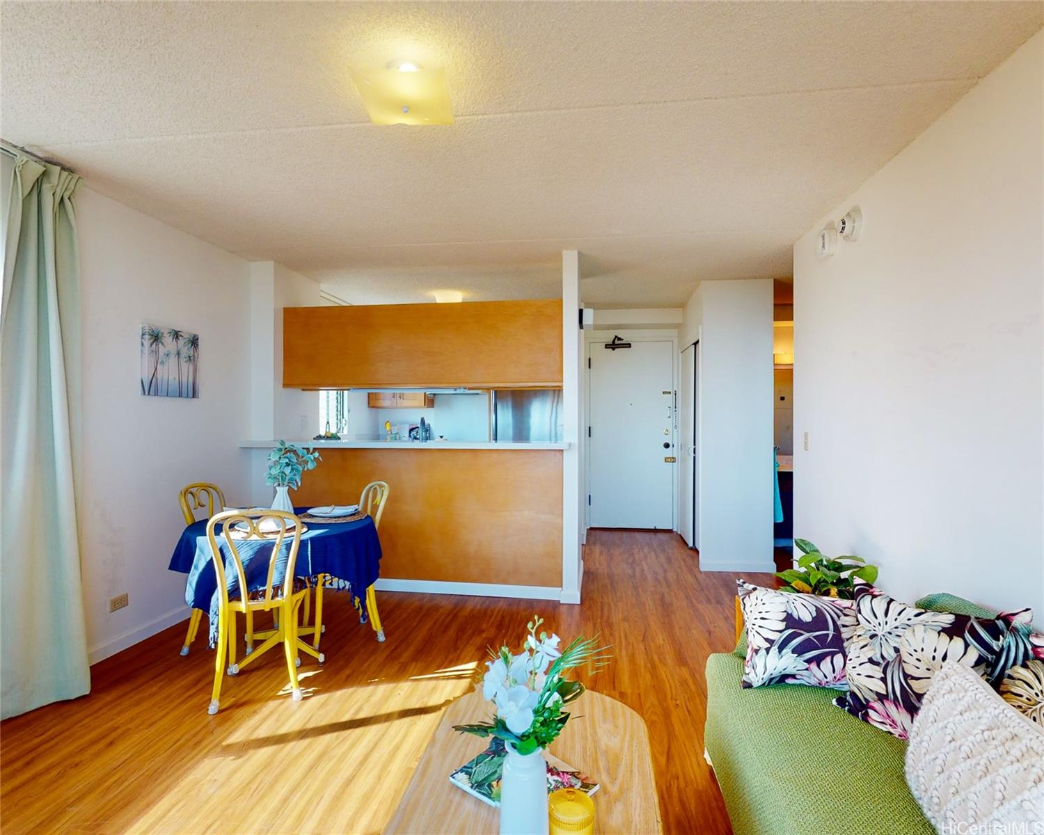 2240 Kuhio Avenue #2412, Honolulu, HI 96815