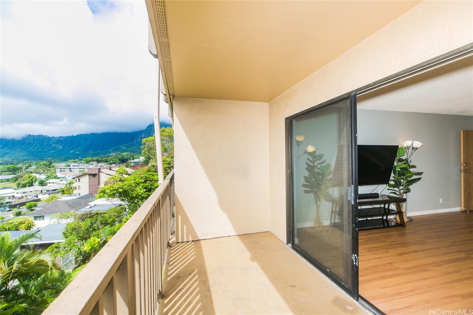 46-049 Aliianela Place #1714, Kaneohe, HI 96744