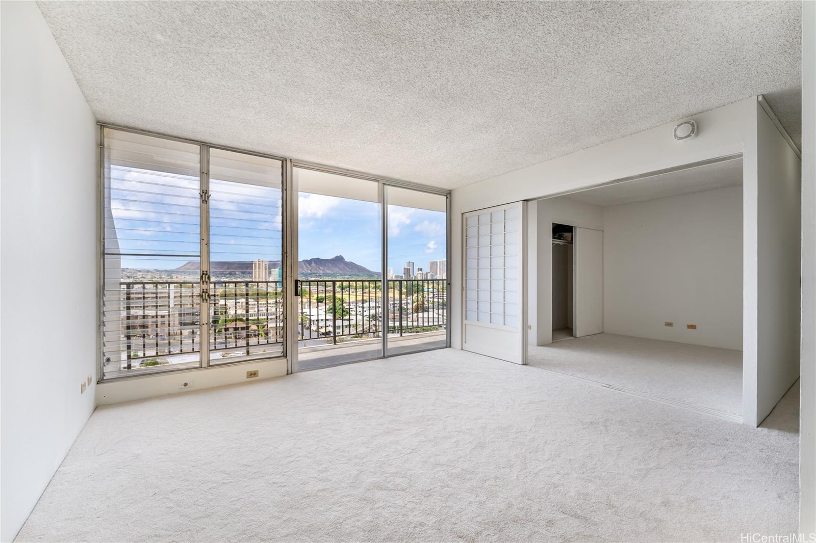 2754 Kuilei Street #1105, Honolulu, HI 96826