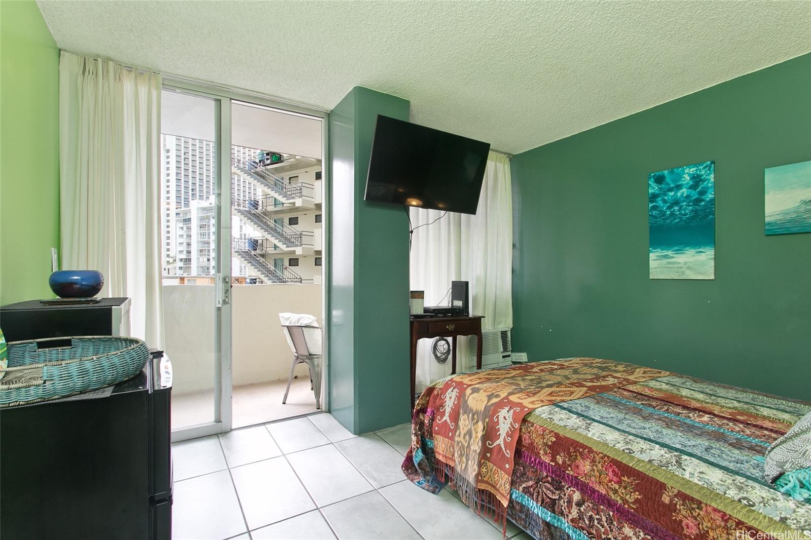 134 Kapahulu Avenue #403, Honolulu, HI 96815