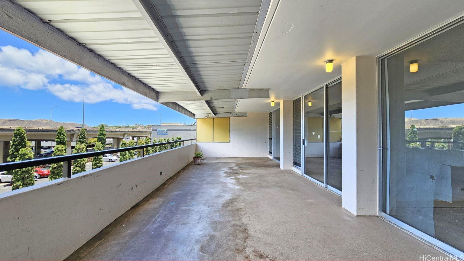 4300 Waialae Avenue #B205, Honolulu, HI 96816