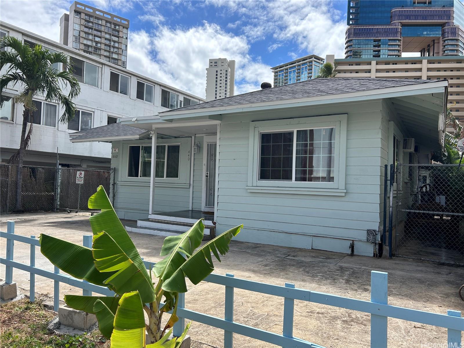 440 Pau Street Honolulu, HI 96815