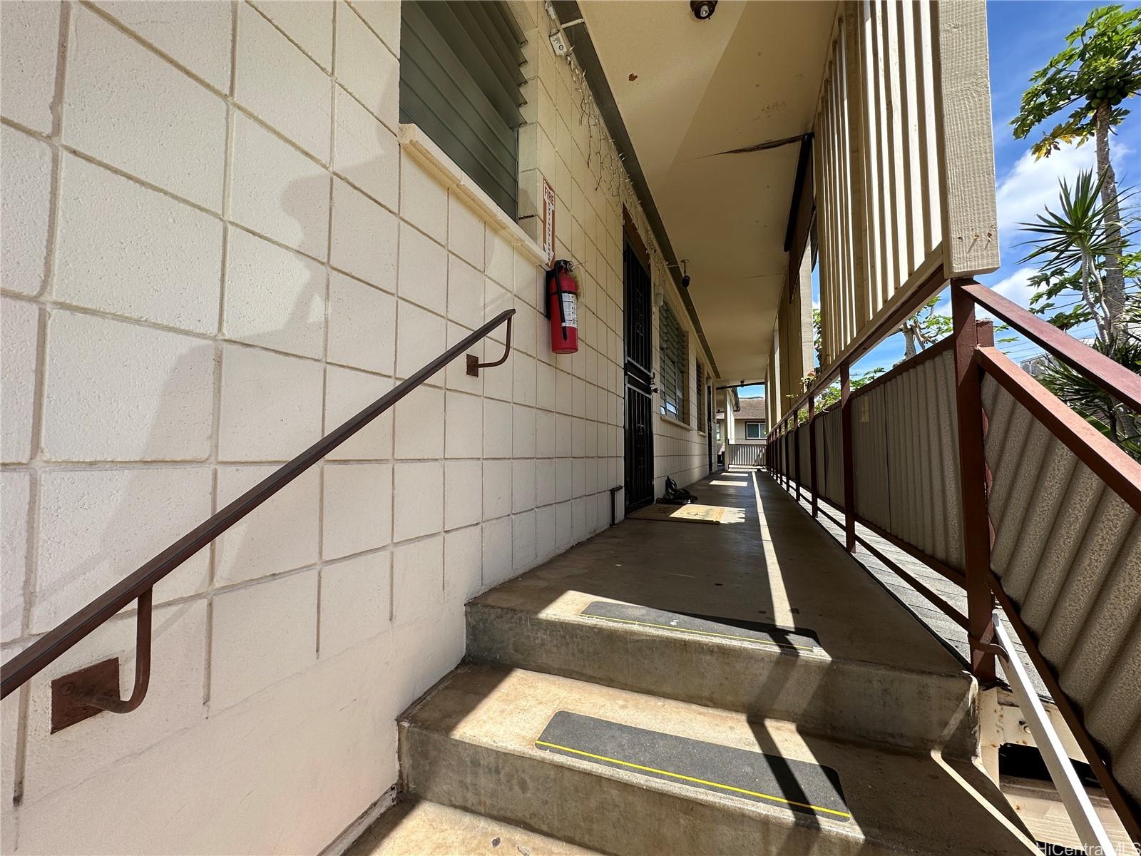 1625 Philip Street Honolulu, HI 96826