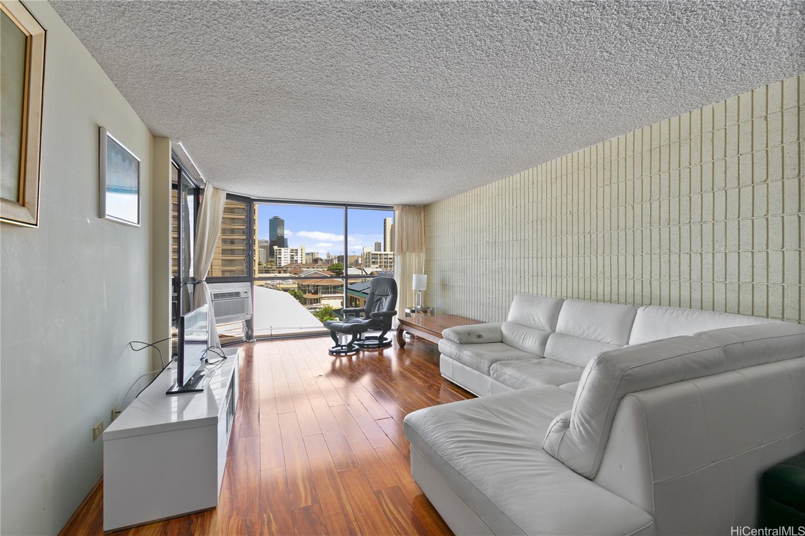 2334 Kapiolani Boulevard #403, Honolulu, HI 96826