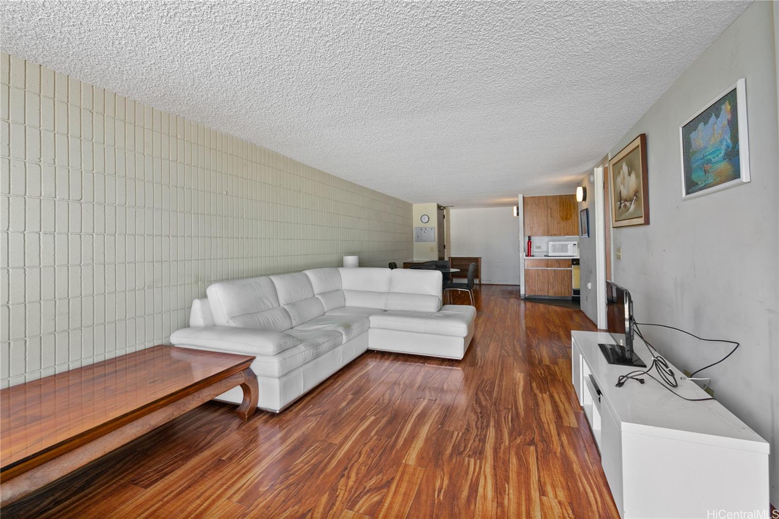 2334 Kapiolani Boulevard #403, Honolulu, HI 96826