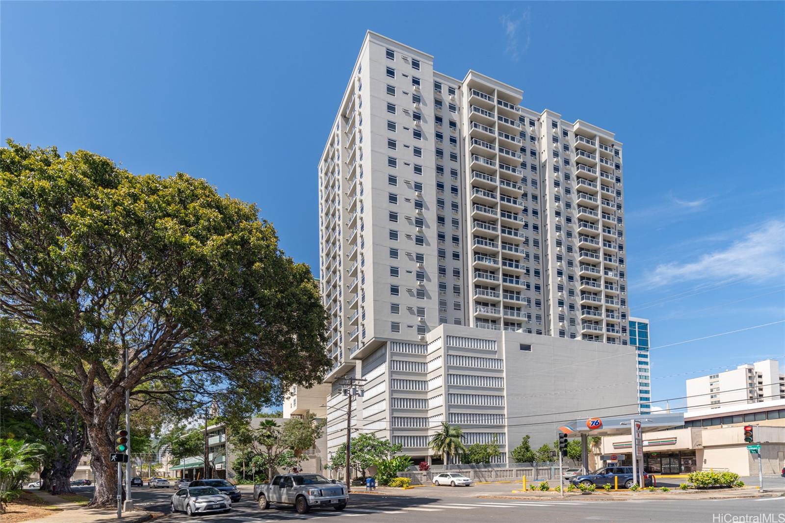 1315 Kalakaua Avenue #2409, Honolulu, HI 96826