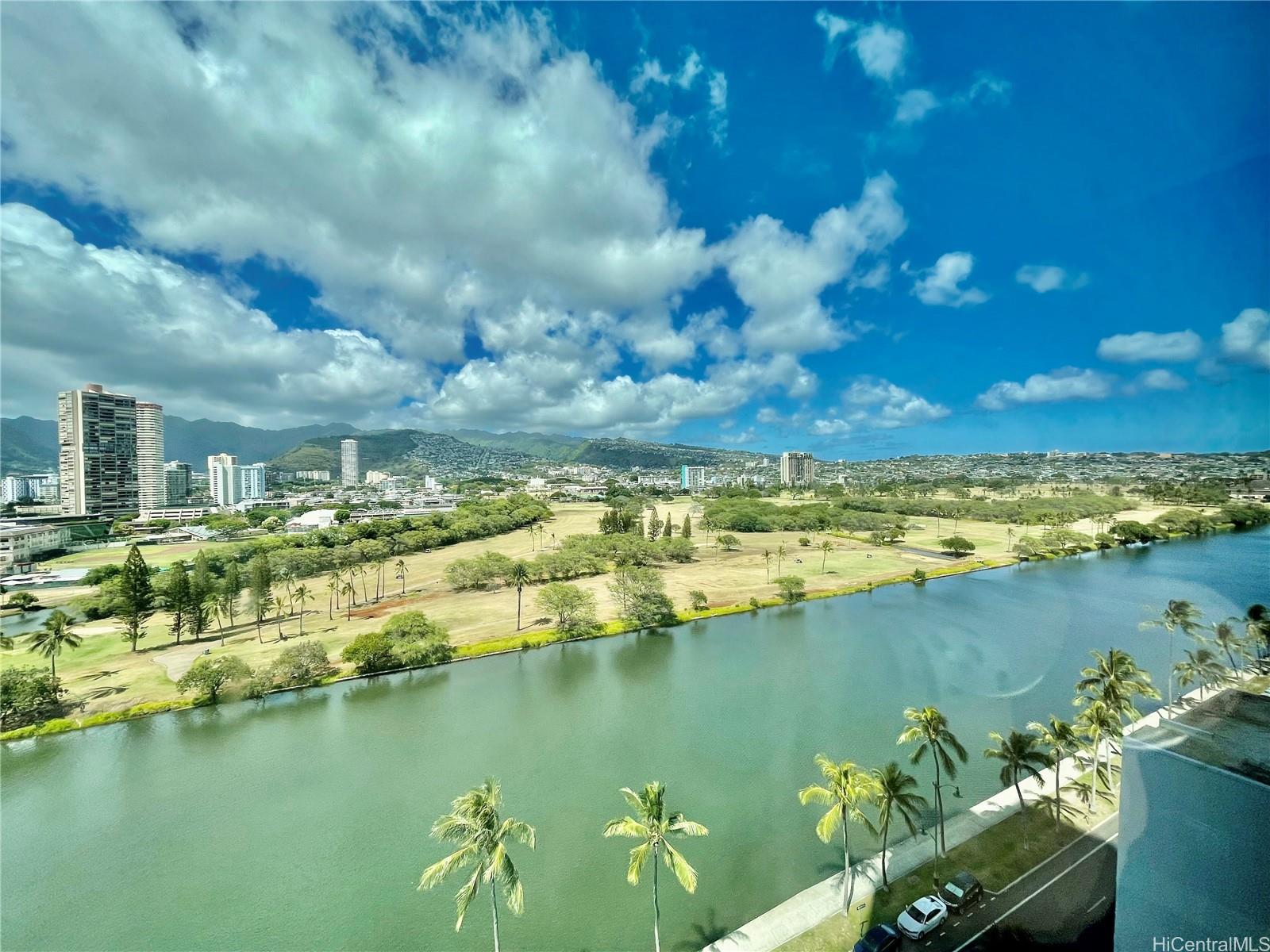 445 Seaside Avenue #1601, Honolulu, HI 96815