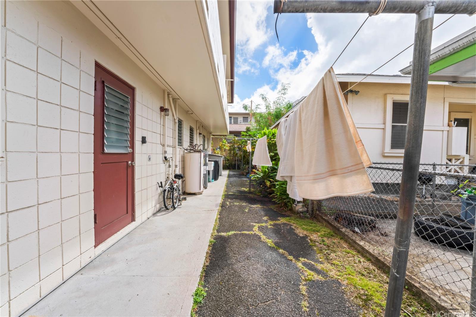 1643 Liliha Street #A, Honolulu, HI 96817