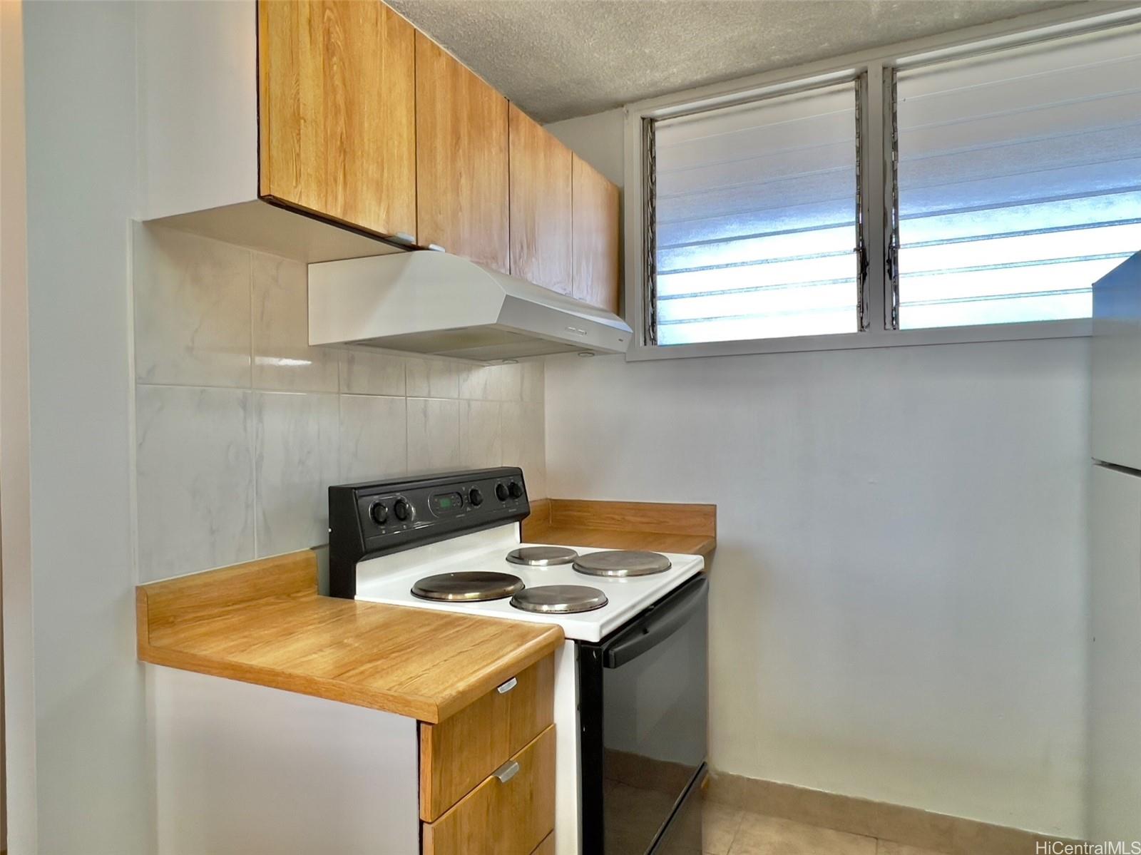 780 Amana Street #1607, Honolulu, HI 96814