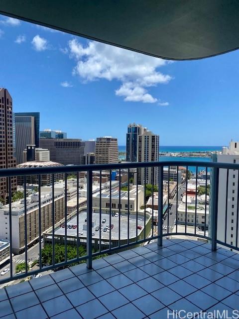 1212 Nuuanu Avenue #2502, Honolulu, HI 96817