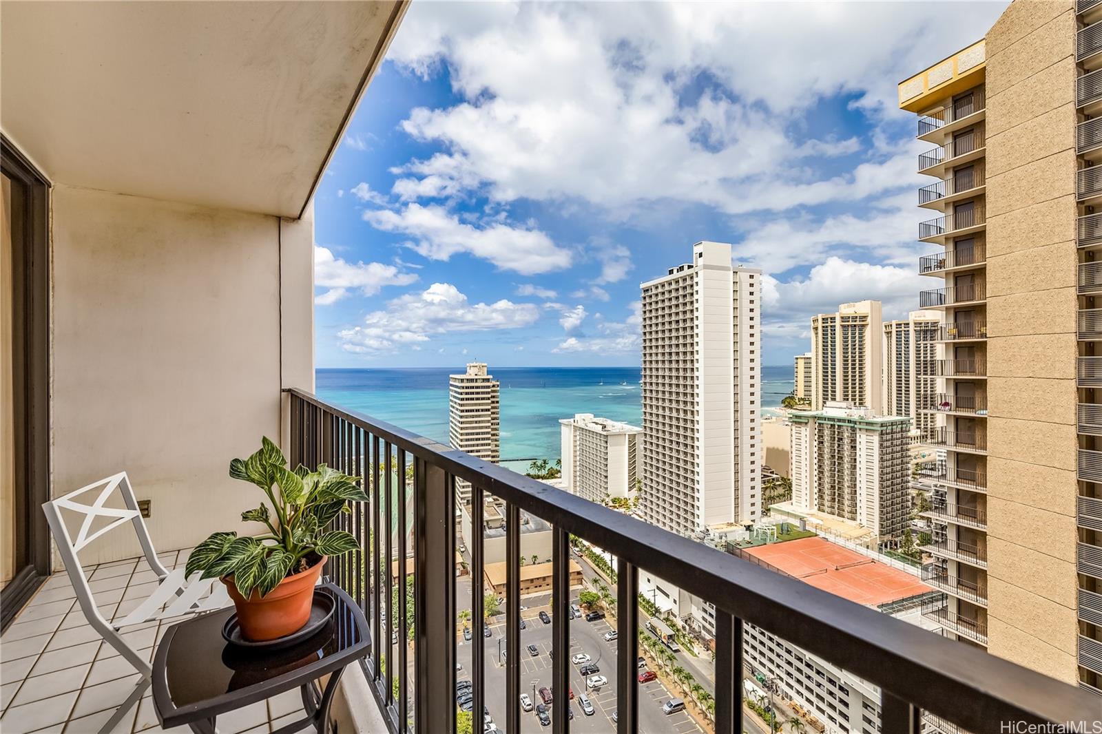 201 Ohua Avenue #3010(T1), Honolulu, HI 96815