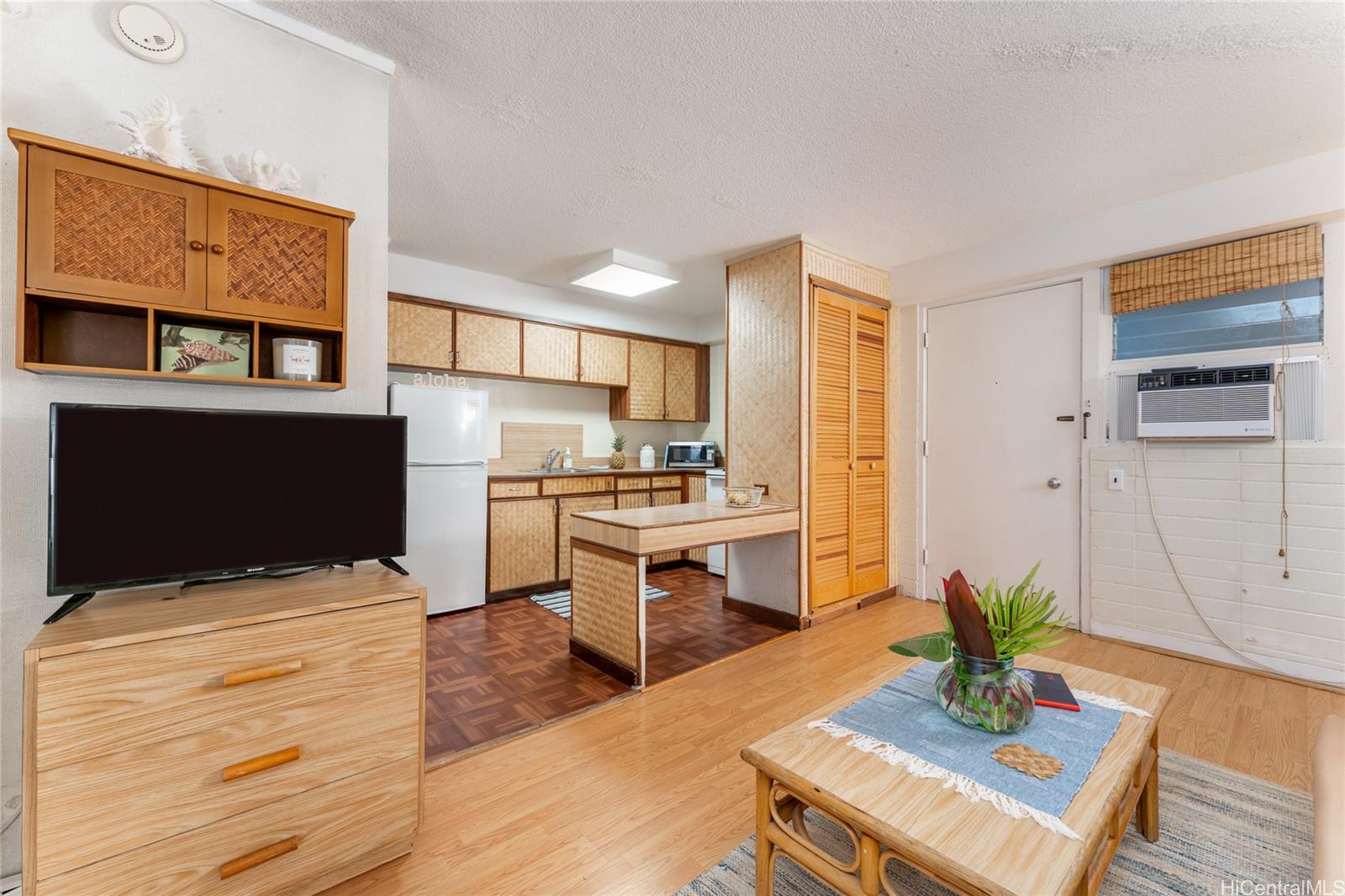 417 Nohonani Street #310, Honolulu, HI 96815