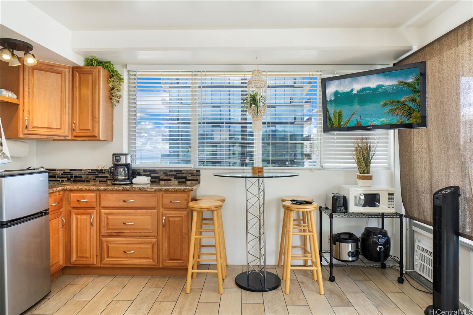 444 Kanekapolei Street #1503, Honolulu, HI 96815