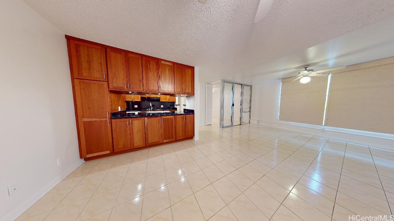 2600 Pualani Way #105, Honolulu, HI 96815