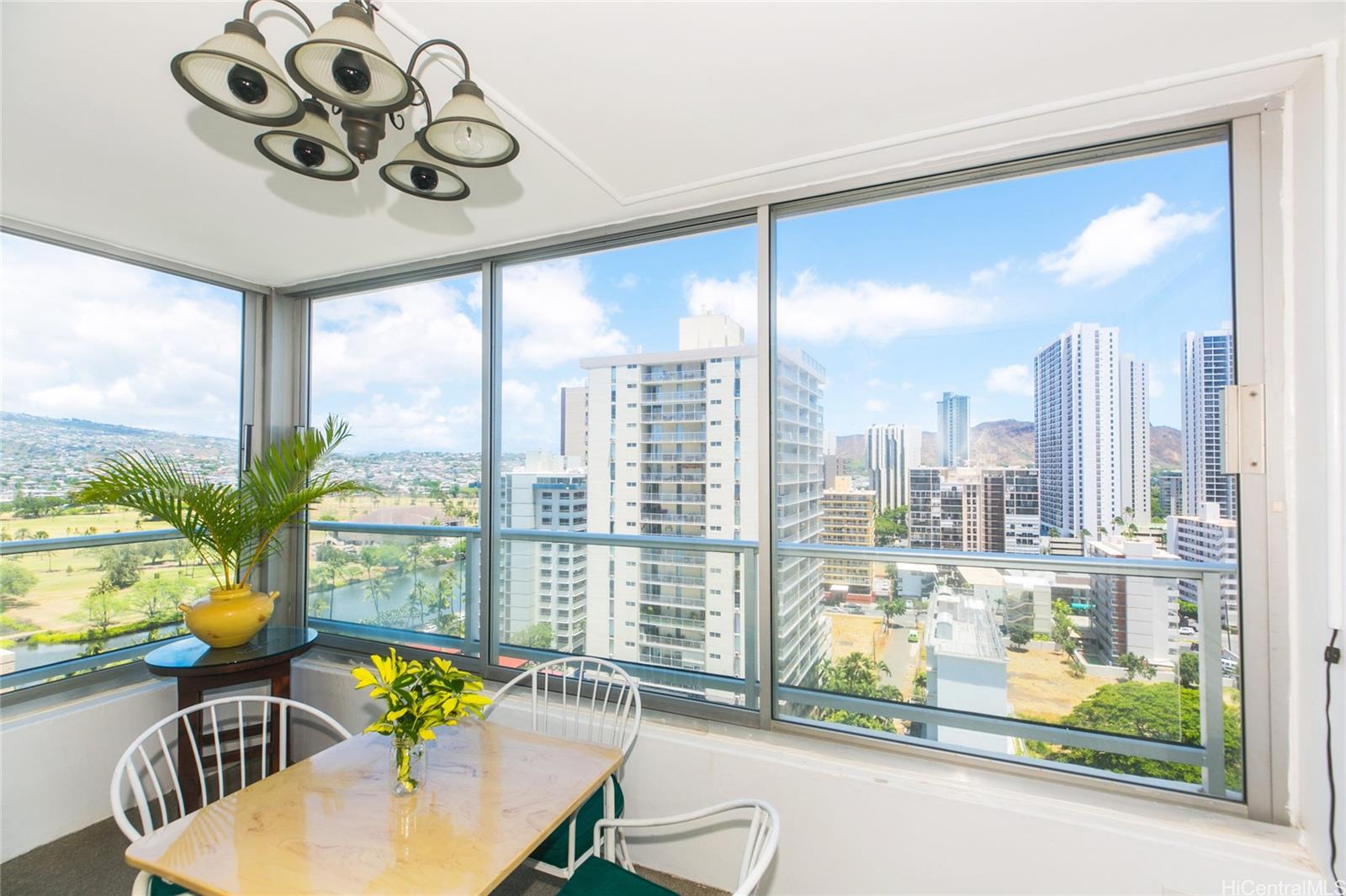 2421 Tusitala Street #1601, Honolulu, HI 96815