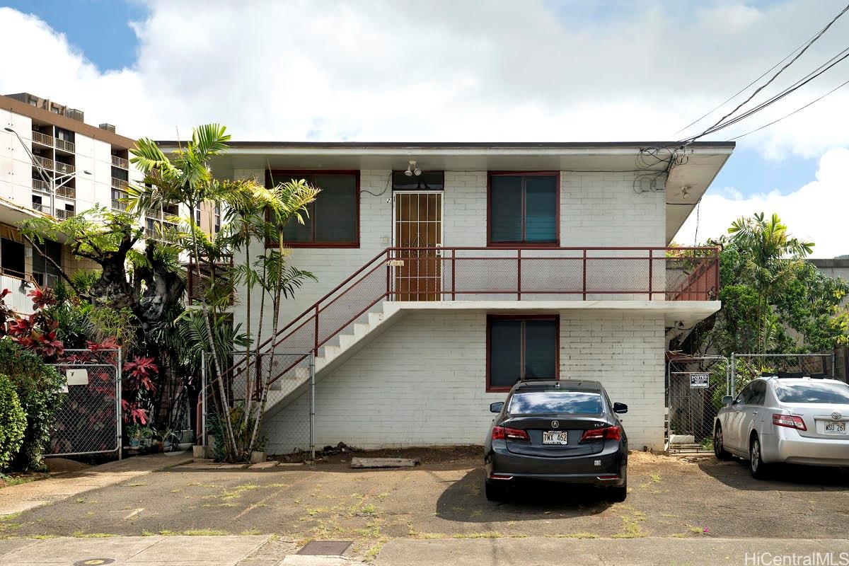 1266 Matlock Avenue Honolulu, HI 96814