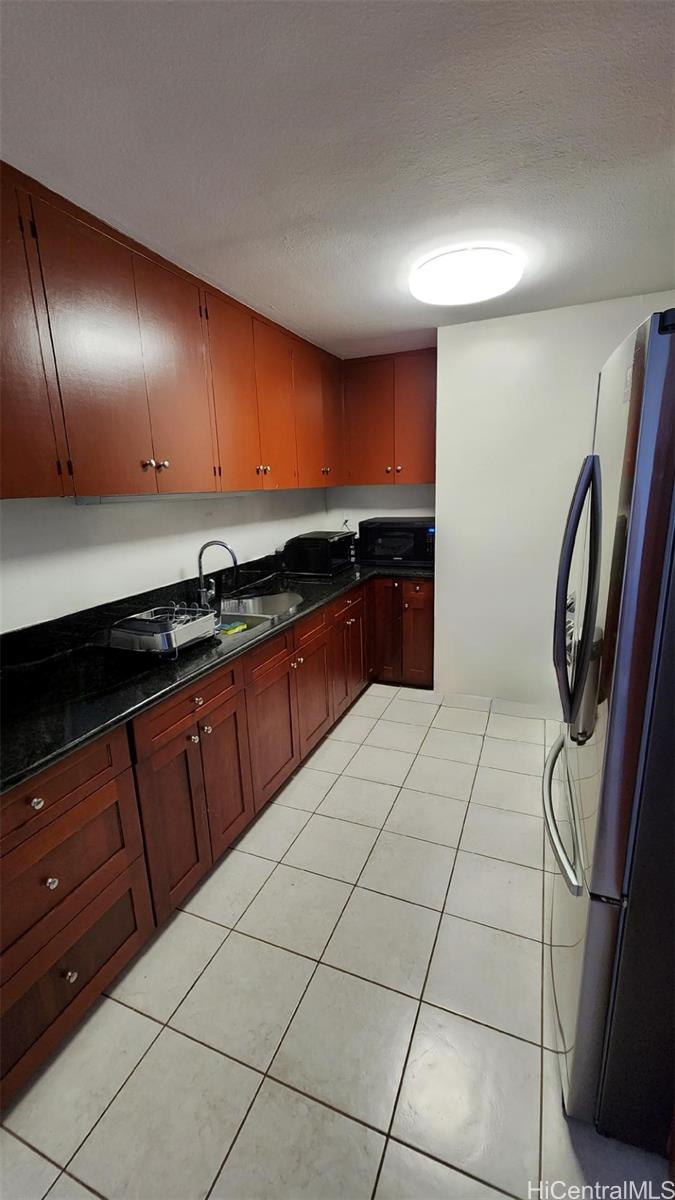 1610 Kanunu Street #1105, Honolulu, HI 96814