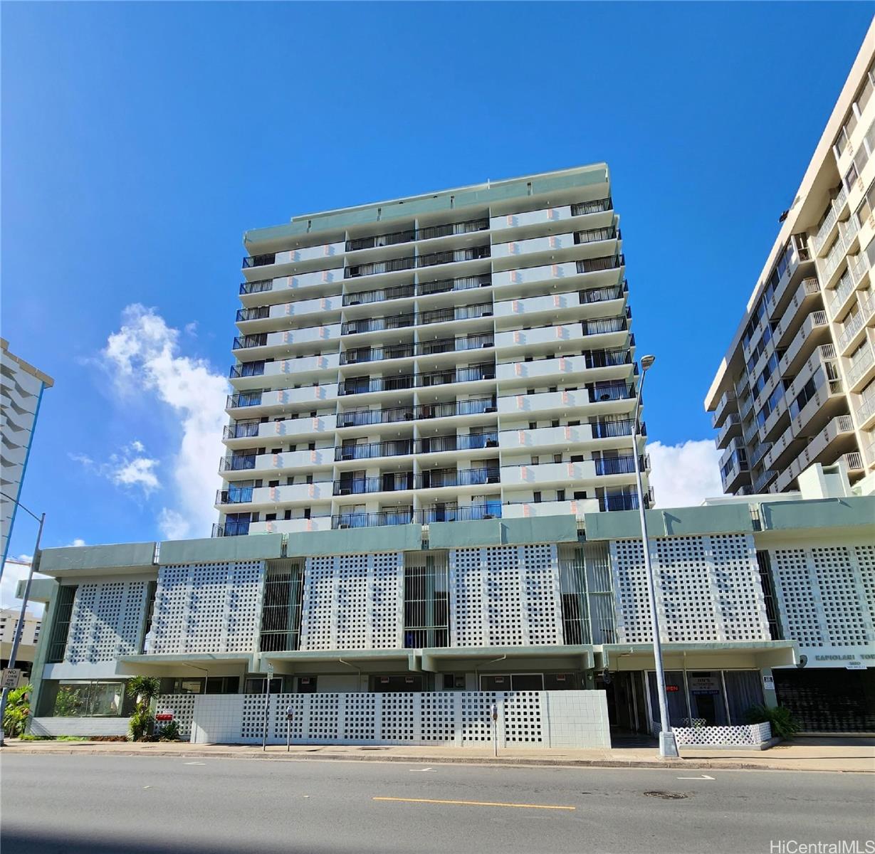 1610 Kanunu Street #1105, Honolulu, HI 96814