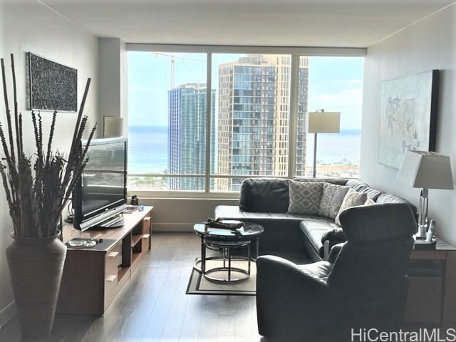 1009 Kapiolani Boulevard #3909, Honolulu, HI 96814