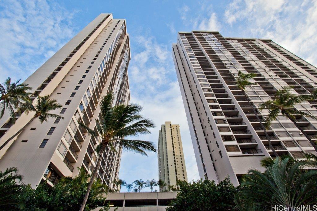 201 Ohua Avenue #T2-1013, Honolulu, HI 96815