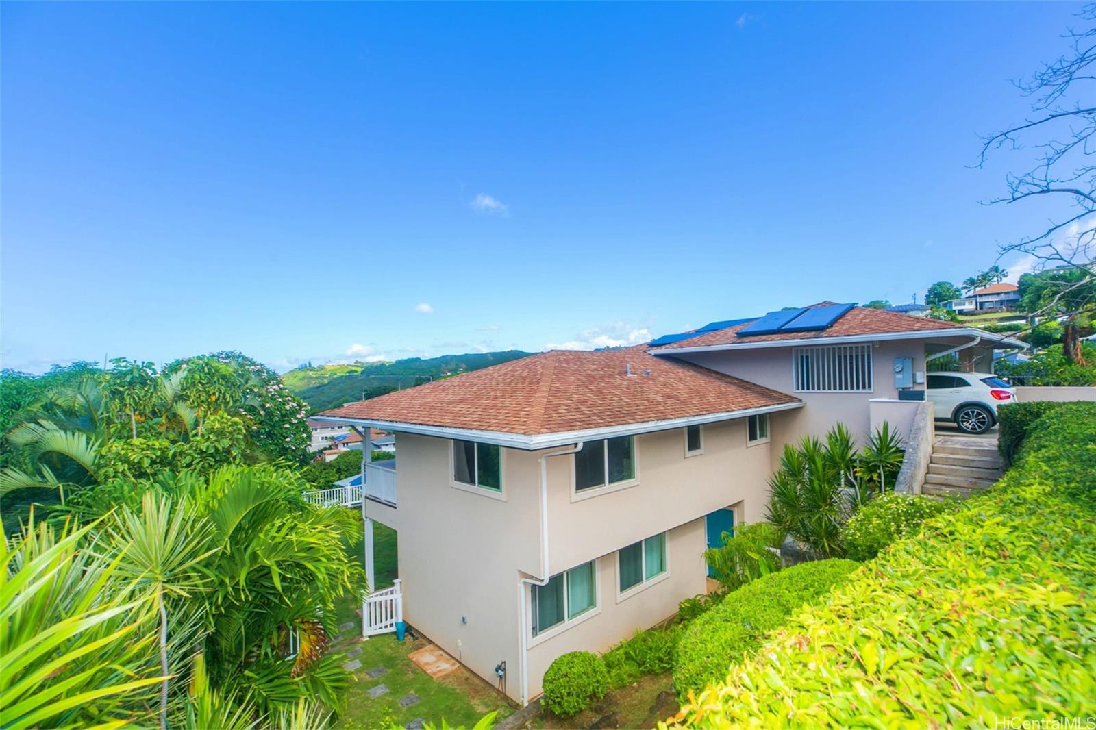 2069 Mauna Place Honolulu, HI 96822