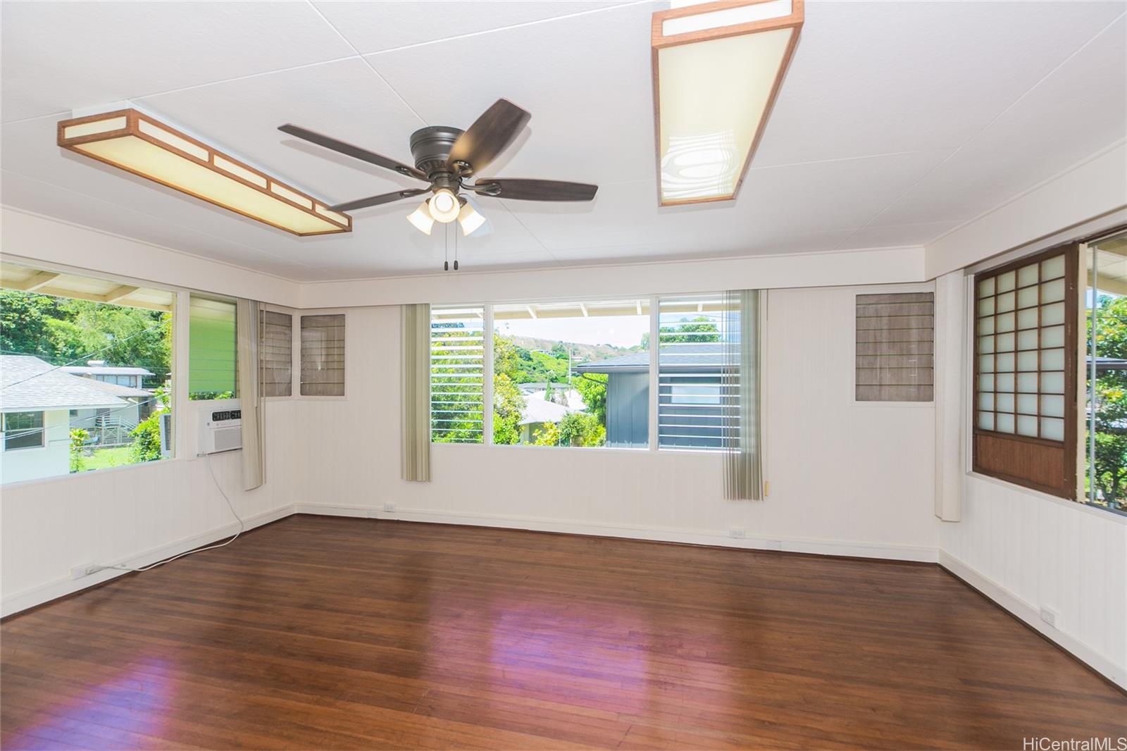 2531 Pauoa Road Honolulu, HI 96813