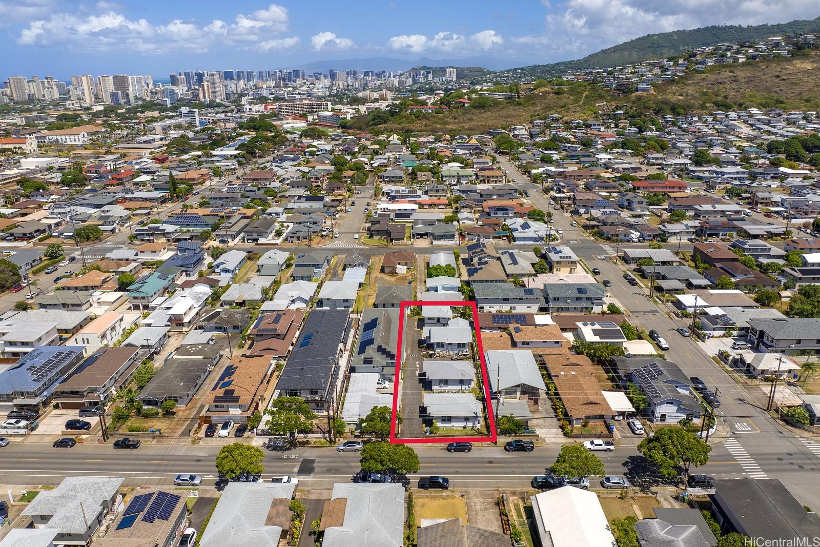 1346 10th Avenue Honolulu, HI 96816