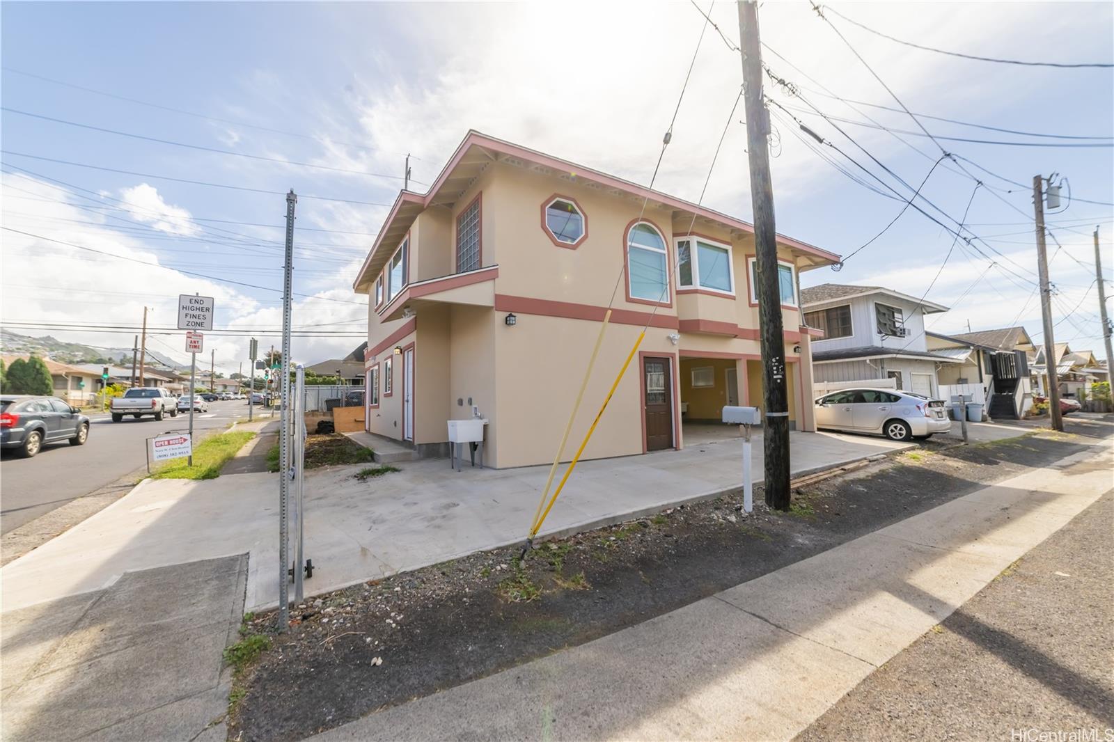 821 Momolio Street #E, Honolulu, HI 96817