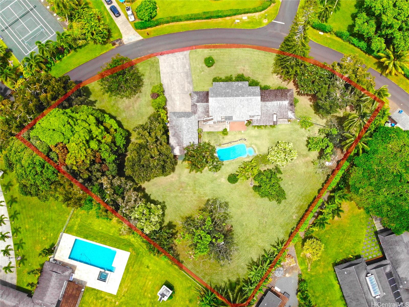 46-402 Holokaa Street Kaneohe, HI 96744