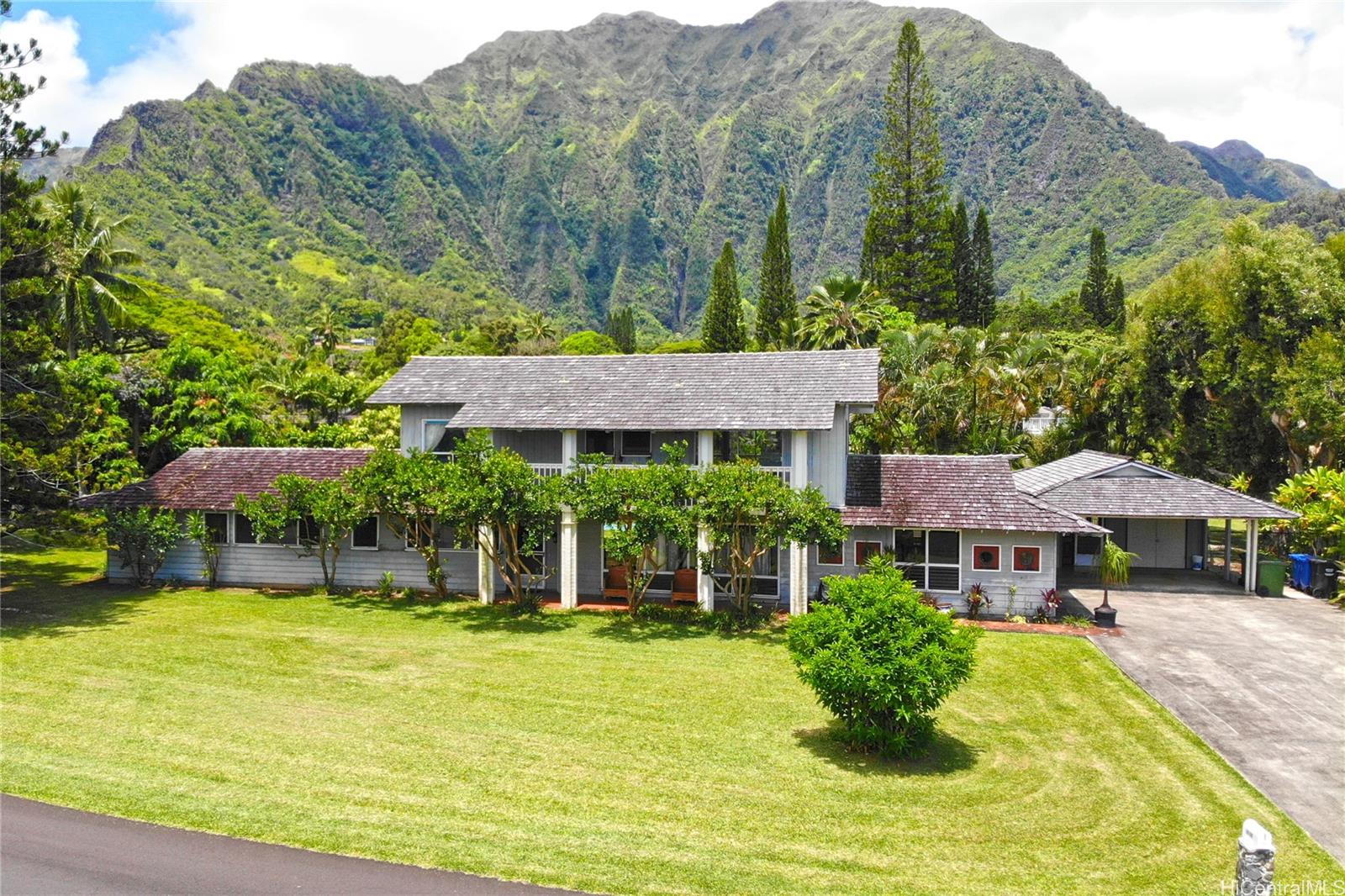 46-402 Holokaa Street Kaneohe, HI 96744