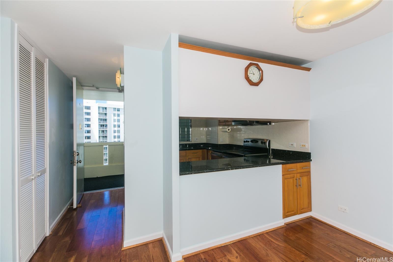 1160 Ala Napunani Street #1501, Honolulu, HI 96818