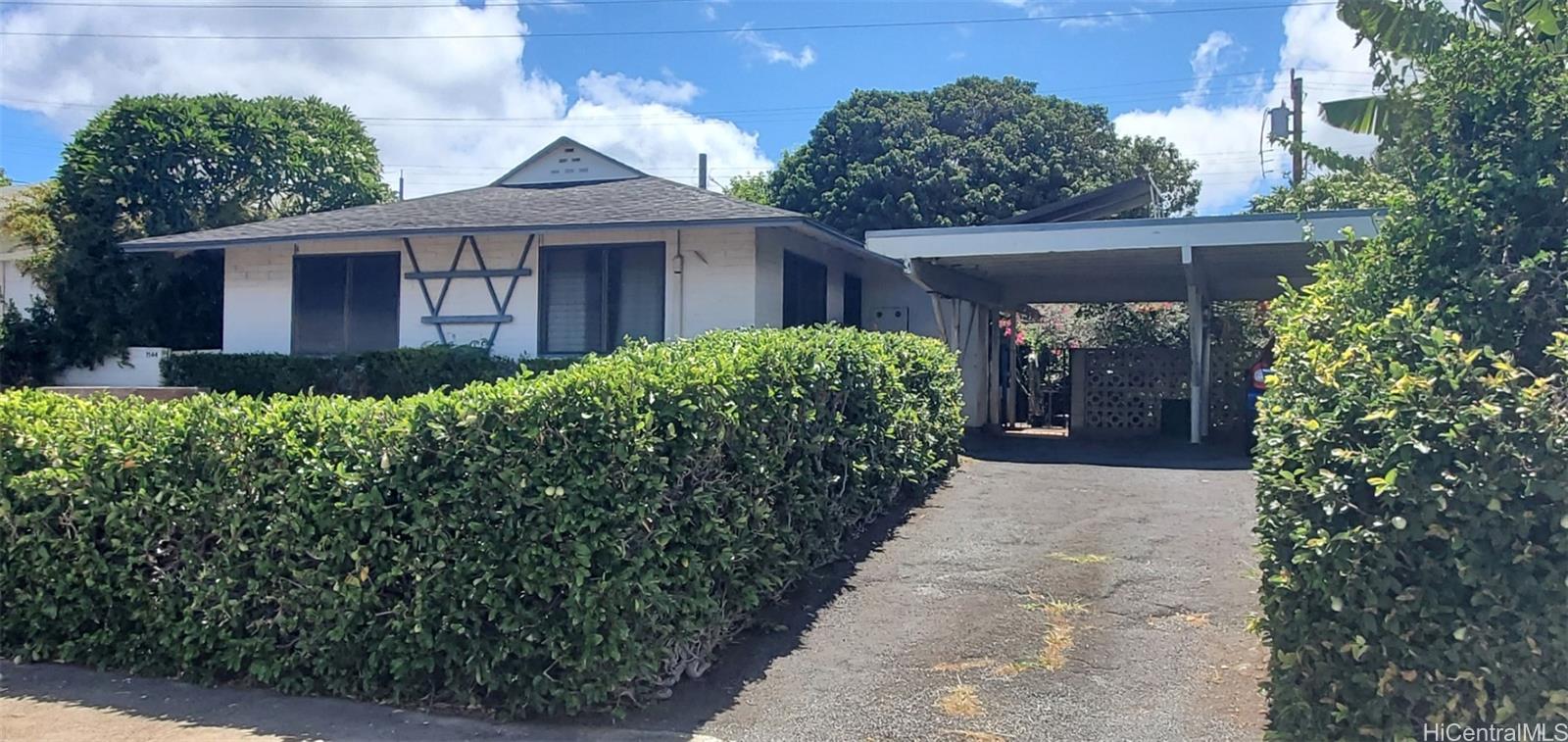 1144 Hunakai Street Honolulu, HI 96816