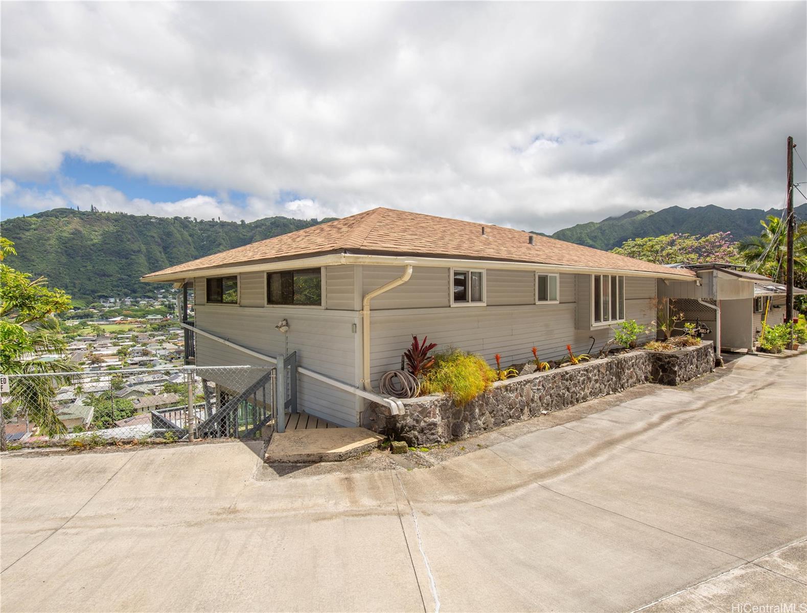 3081 Paty Drive #F, Honolulu, HI 96822