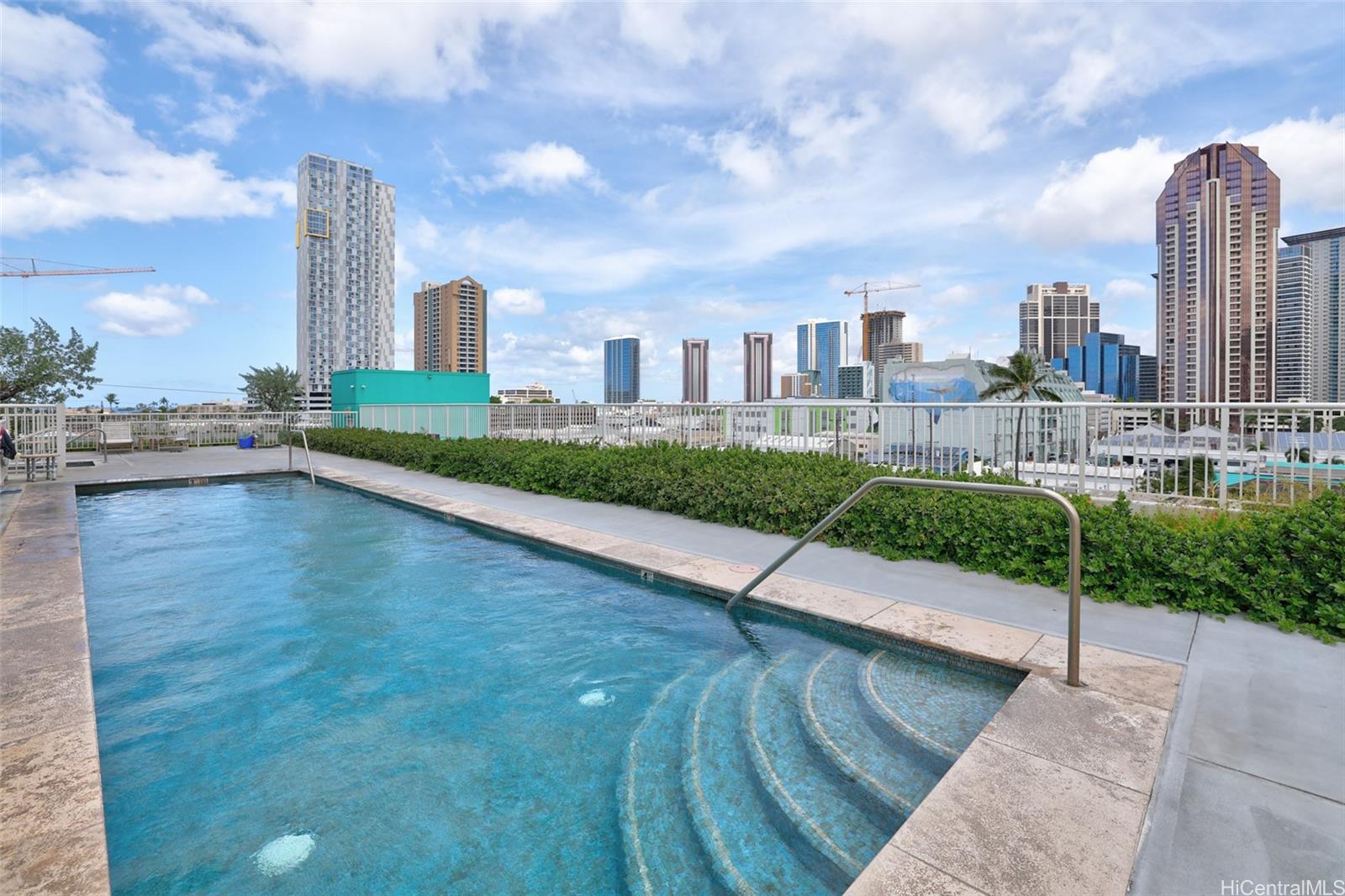 909 Kapiolani Boulevard #1605, Honolulu, HI 96814