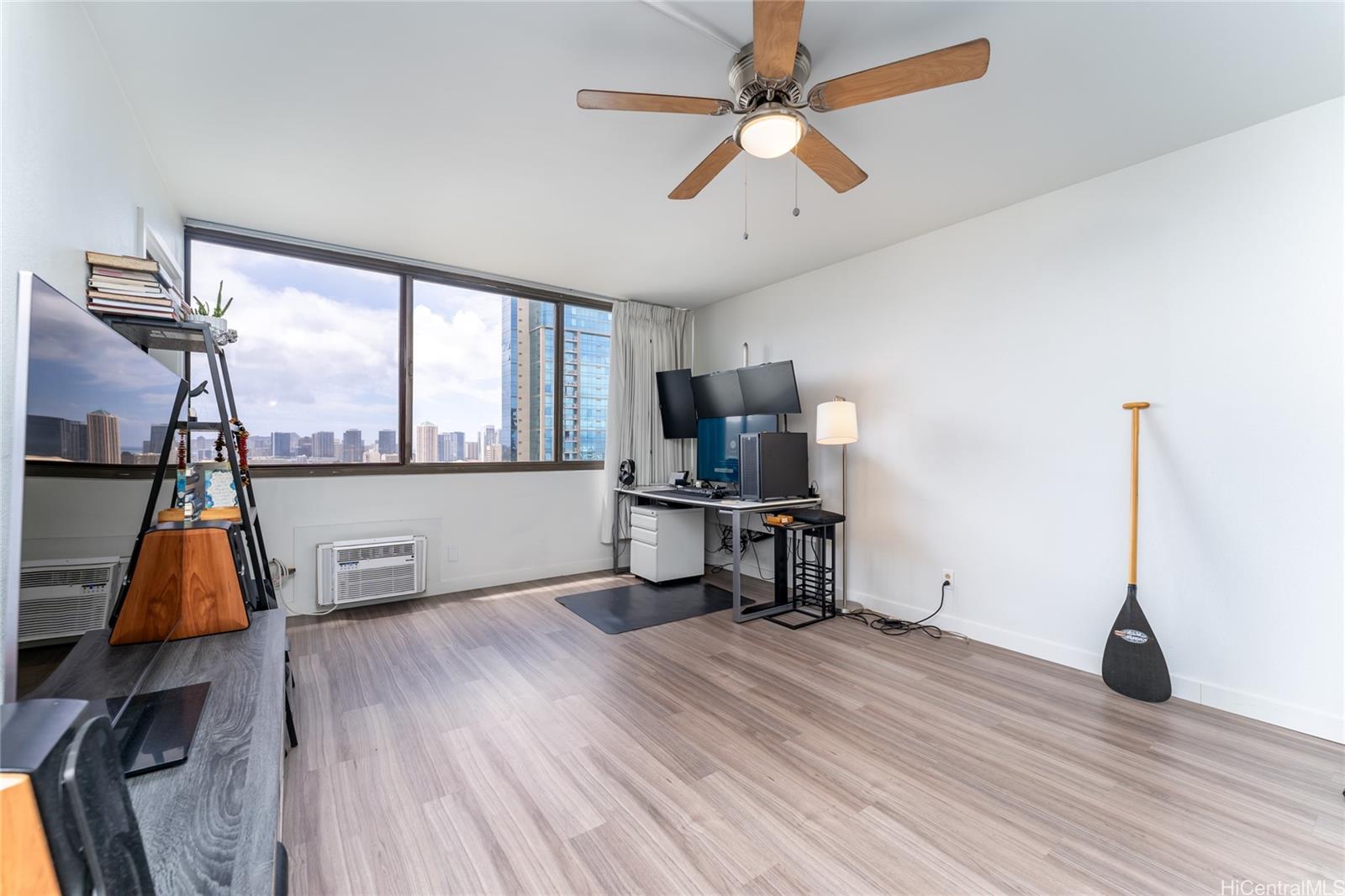 55 Kukui Street #D2412, Honolulu, HI 96813