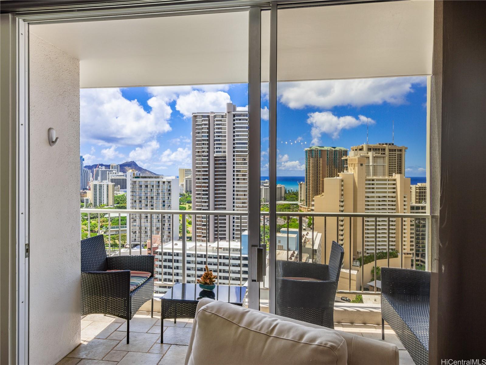 400 Hobron Lane #2605, Honolulu, HI 96815