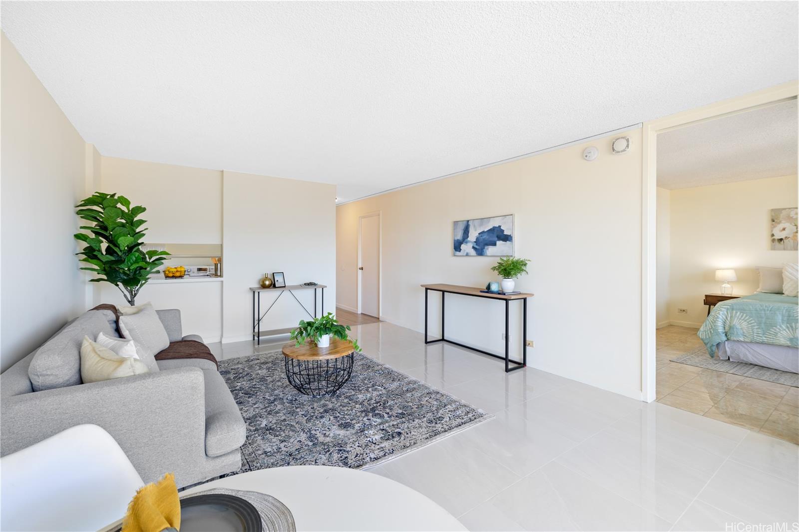 927 Prospect Street #605, Honolulu, HI 96822