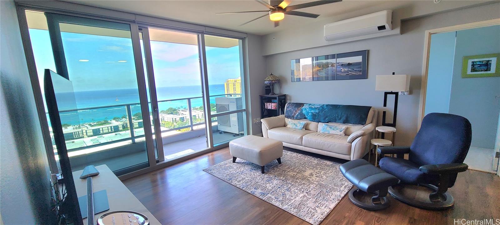 1391 Kapiolani Boulevard #2911, Honolulu, HI 96814