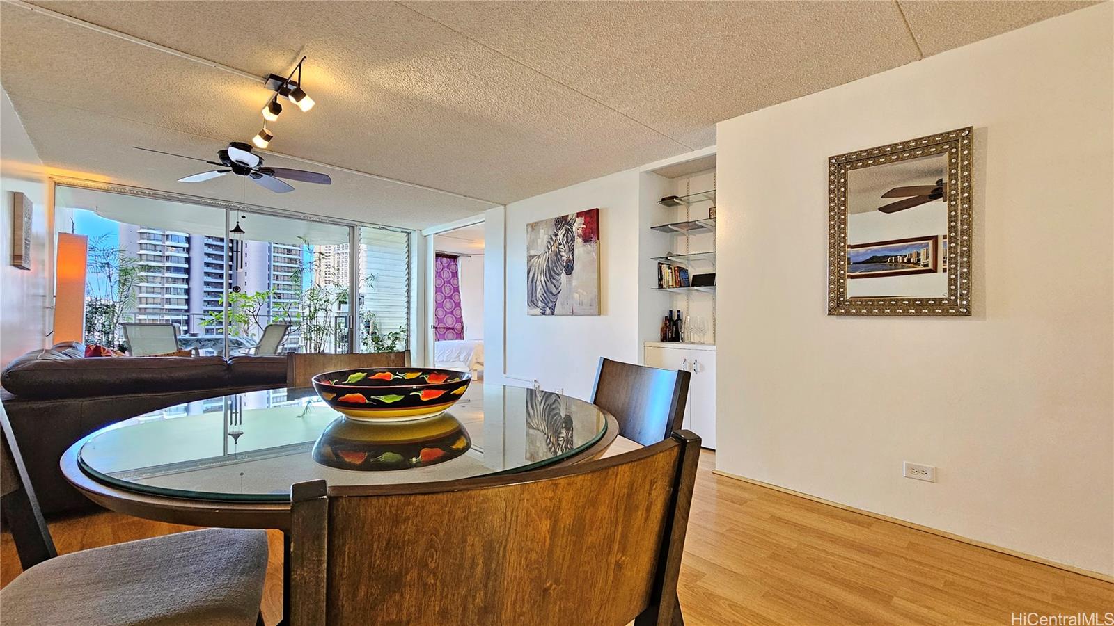 469 Ena Road #1304, Honolulu, HI 96815