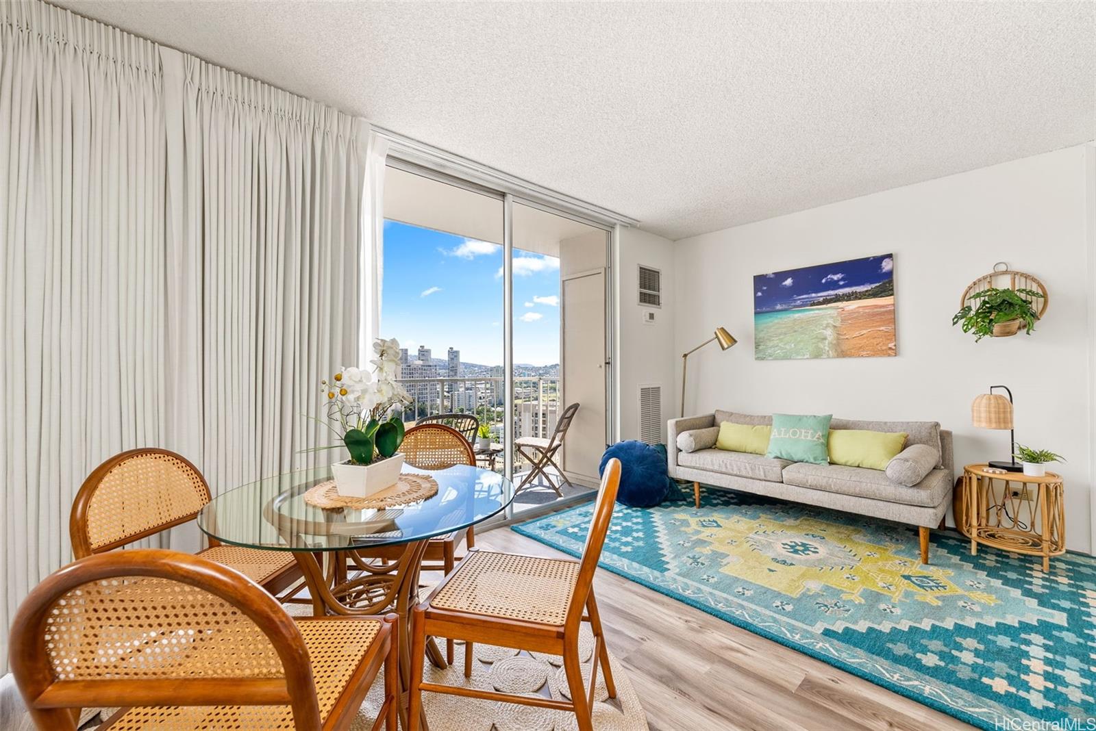 1925 Kalakaua Avenue #2507, Honolulu, HI 96815