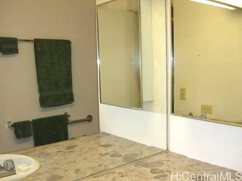 1700 Ala Moana Boulevard #1201, Honolulu, HI 96815