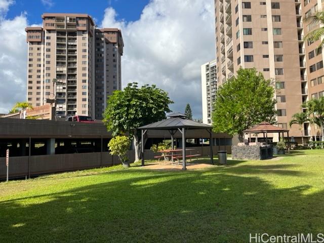 Park At Pearlridge 98-487 Koauka Loop #B306, Aiea, HI 96701